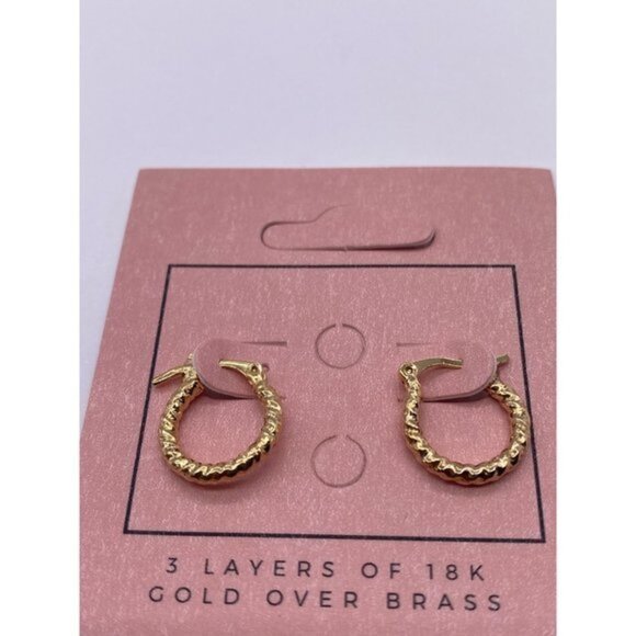 Viva Fashion Jewelry Women’s Girls 18K Gold Plated Small 2cm Hoop Earrings - Picture 5 of 6